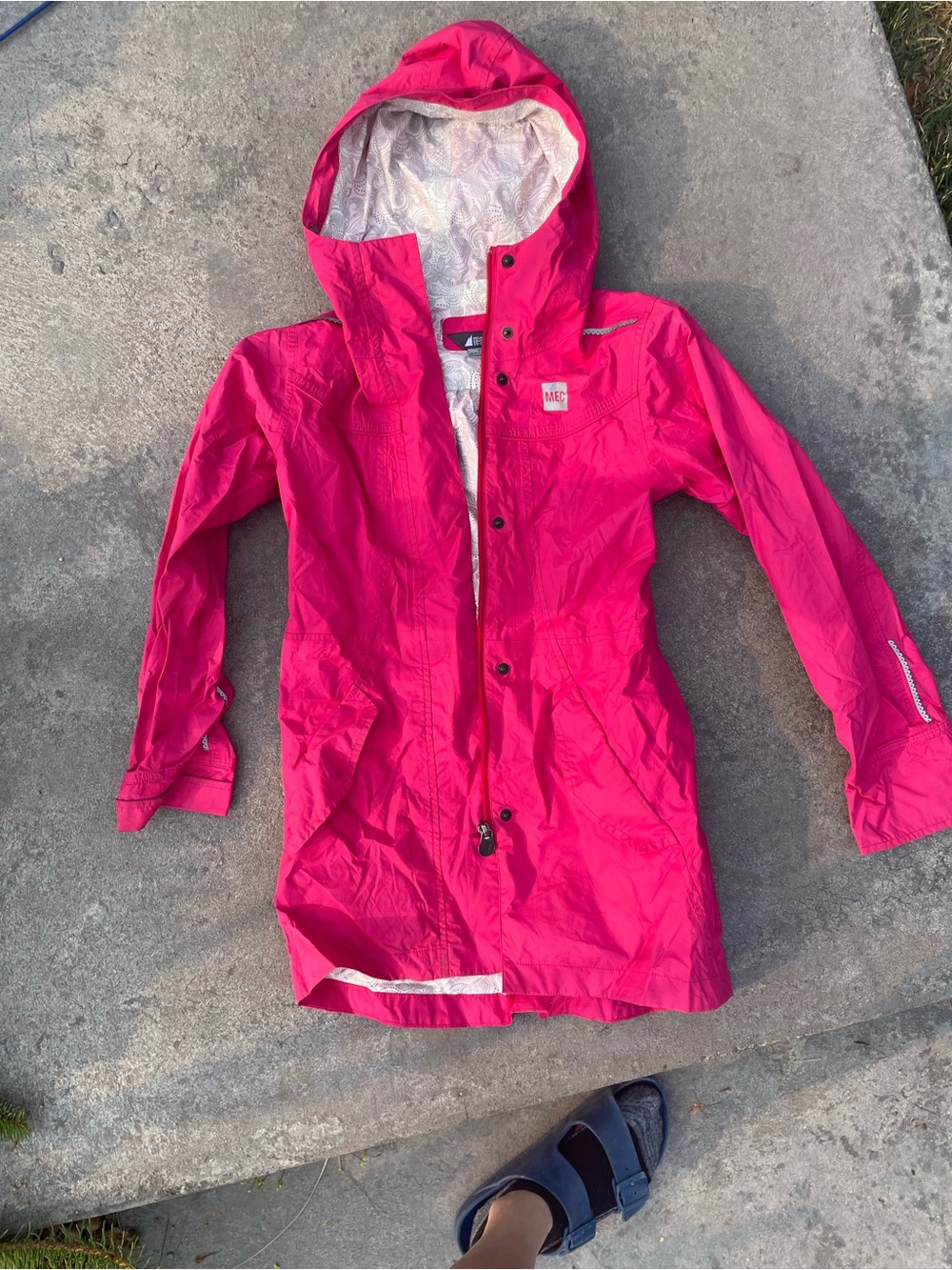 MEC Kids Waterproof Hooded Jacket - Bright Pink